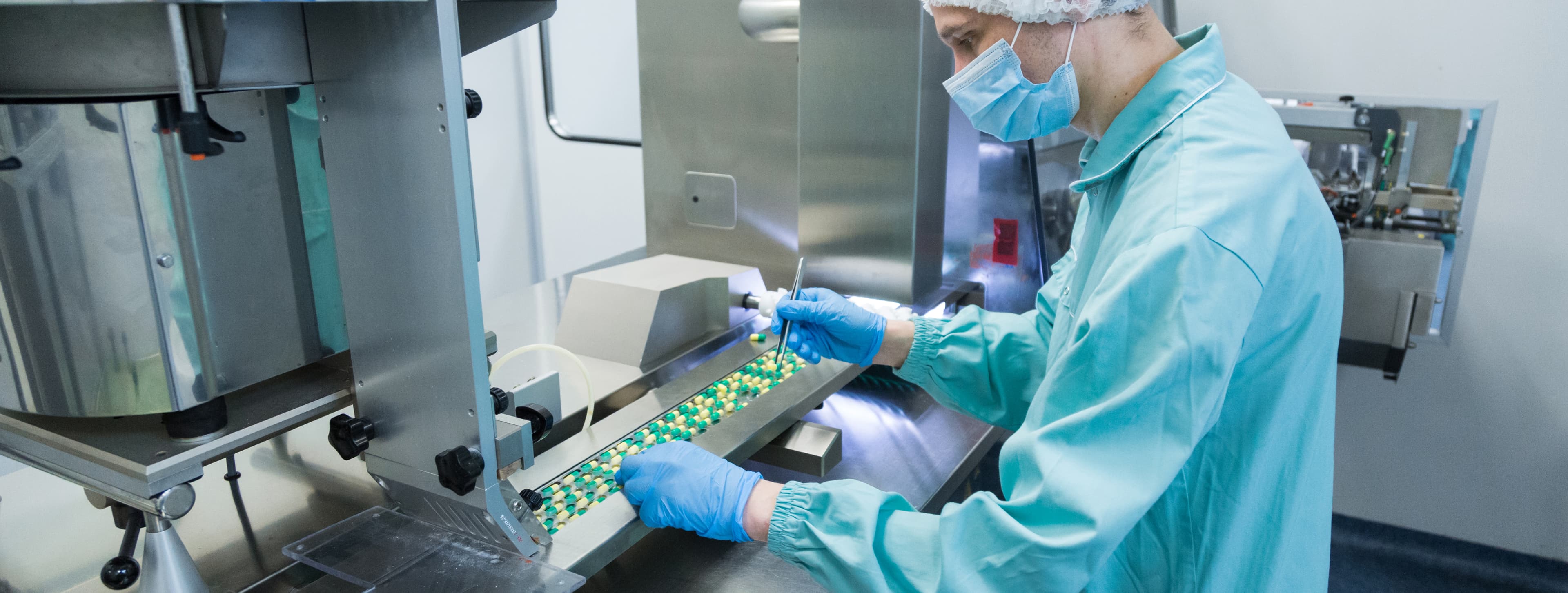 Supplement manufacturing laboratory